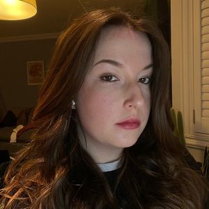 Meet your Posher, Valerie